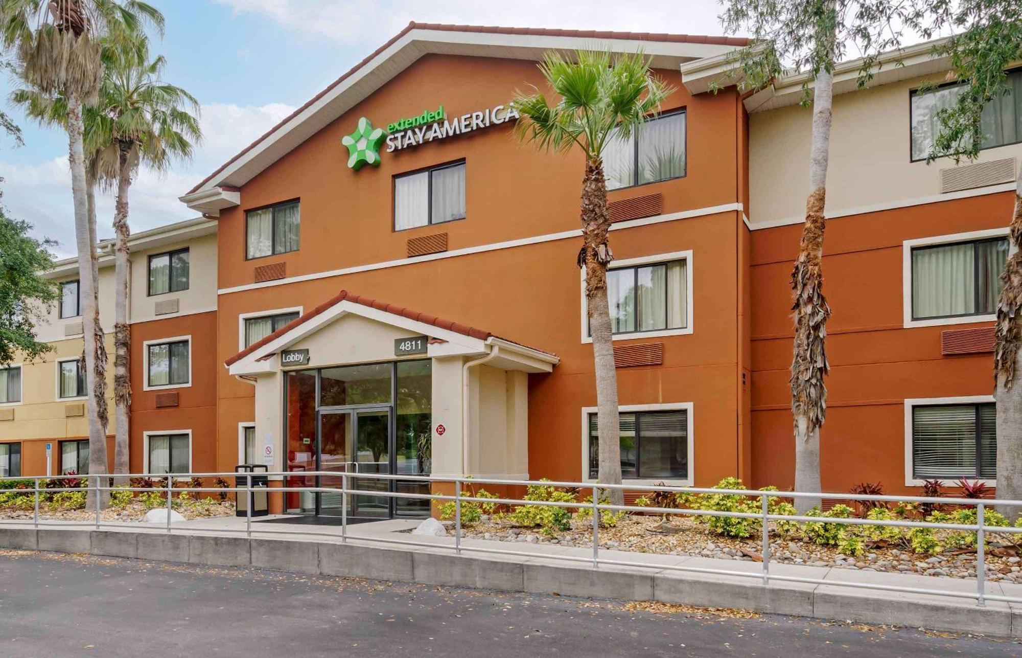 Extended Stay America Select Suites Tampa Airport Memorial Hwy West Chase Экстерьер фото