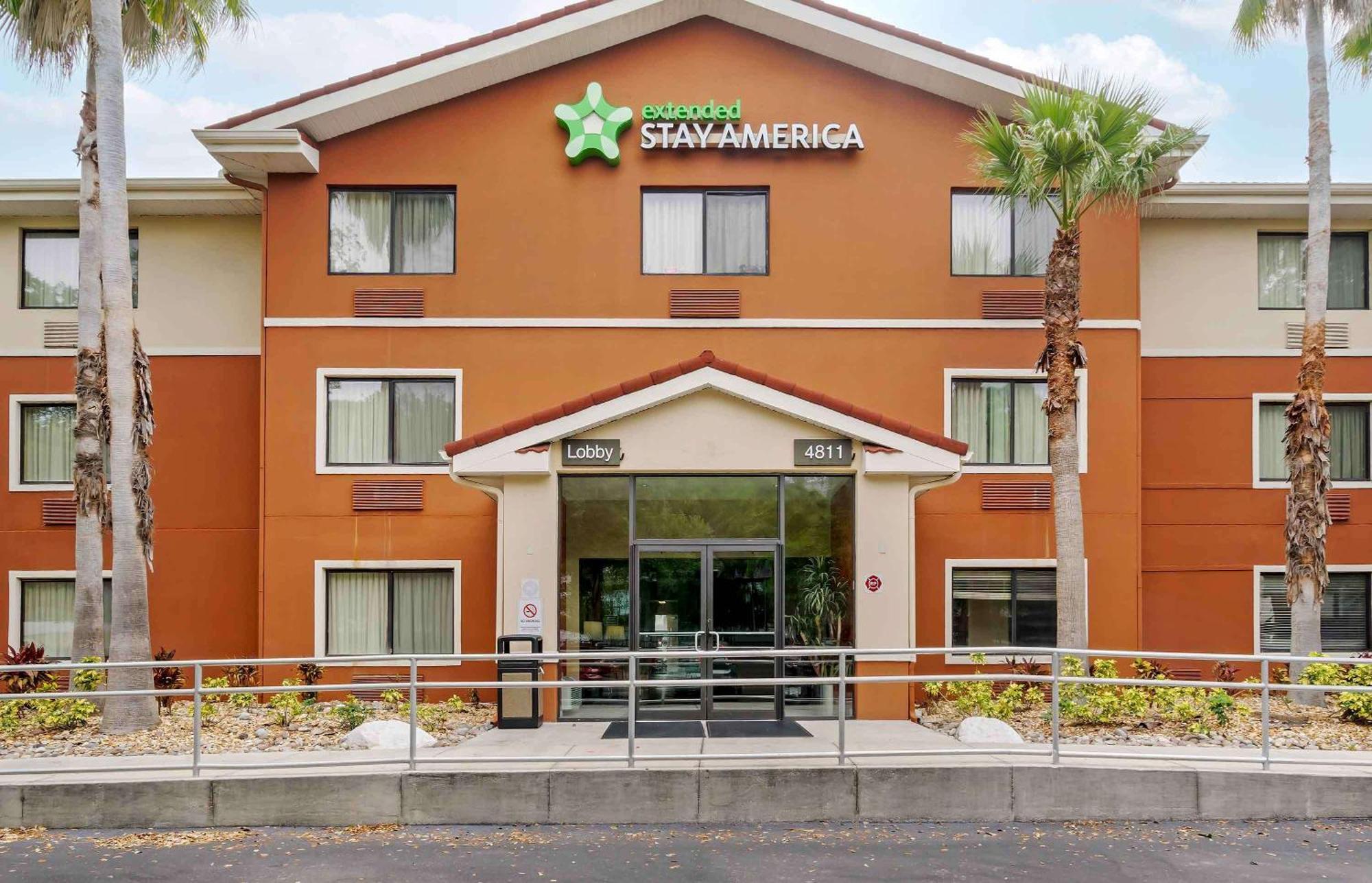 Extended Stay America Select Suites Tampa Airport Memorial Hwy West Chase Экстерьер фото